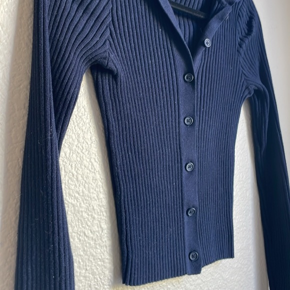 Brandy Melville button down crop top. - Picture 3 of 4